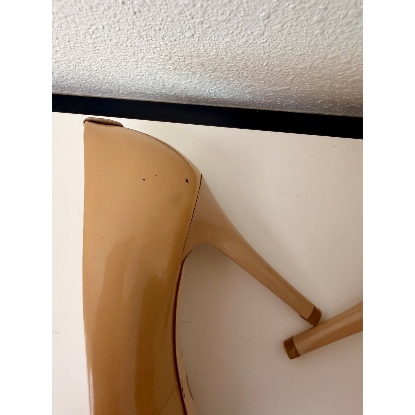 Michael Kors Alina Flex Faux Patent Pumps Tan Womens 8M