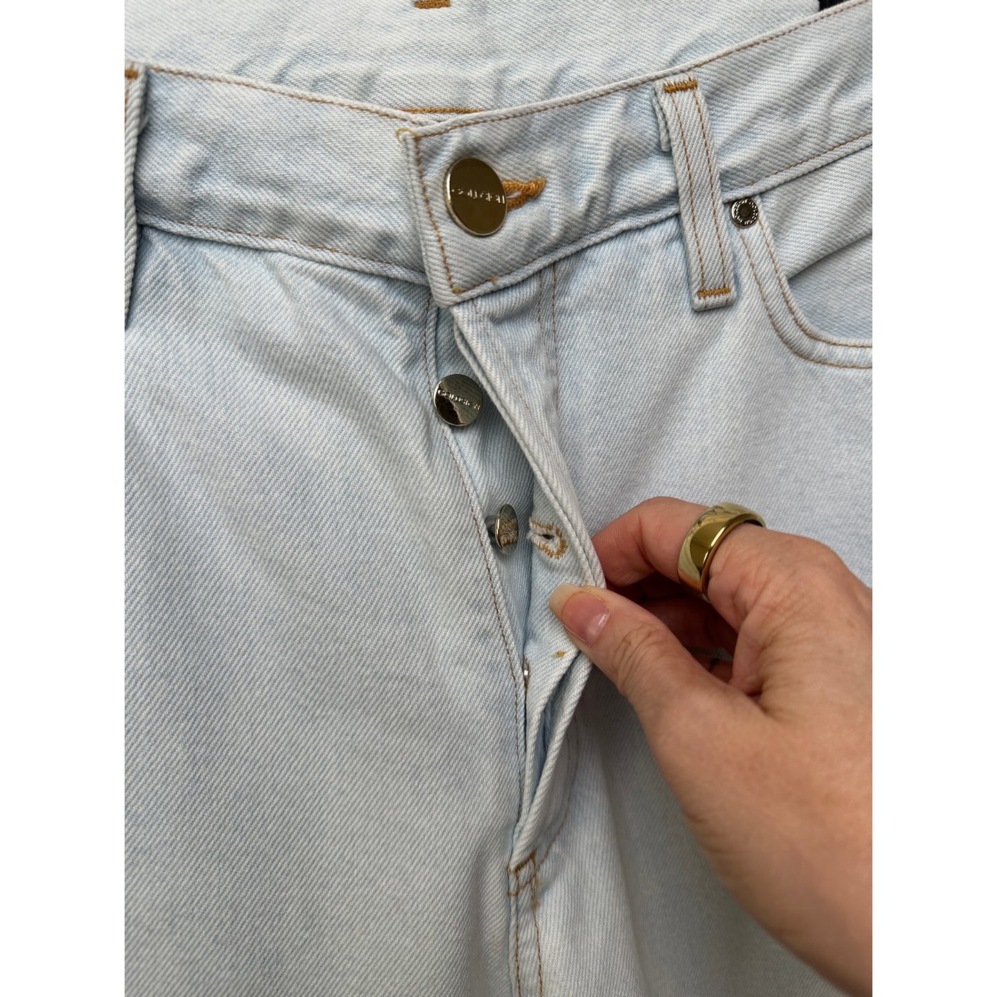 Goldsign Light Wash Straight Leg Jeans Women’s 29 Button Fly Made in USA