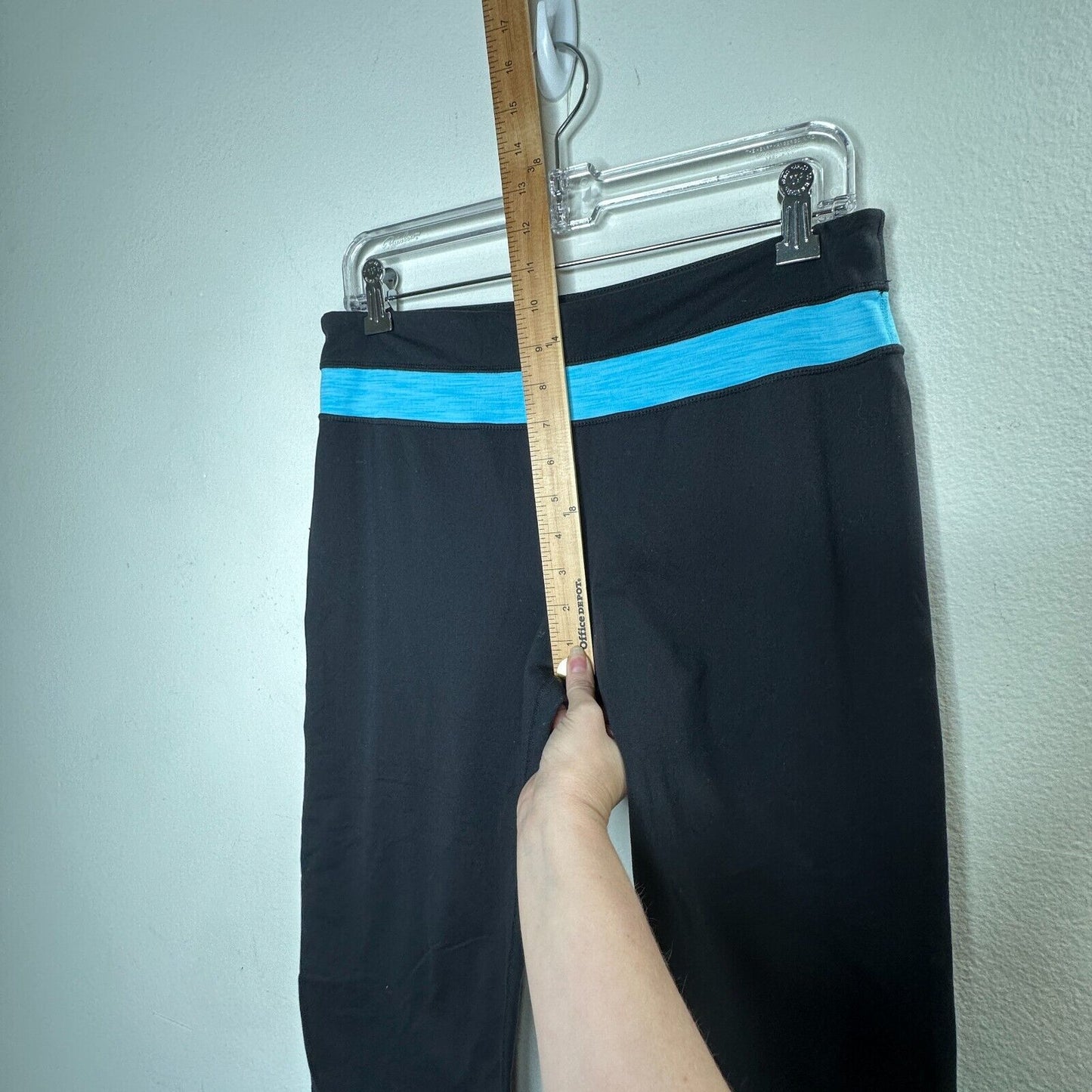 Black Cropped Leggings Aqua Heathered Striped Waist Yoga Bike Shorts Medium
