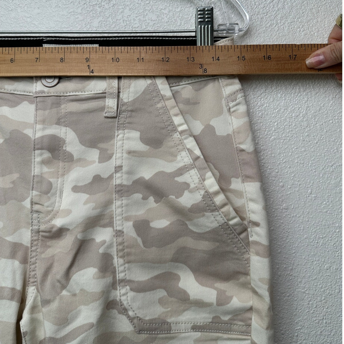 Knox Rose women’s camo ankle skinny pants beige US 6 mid rise