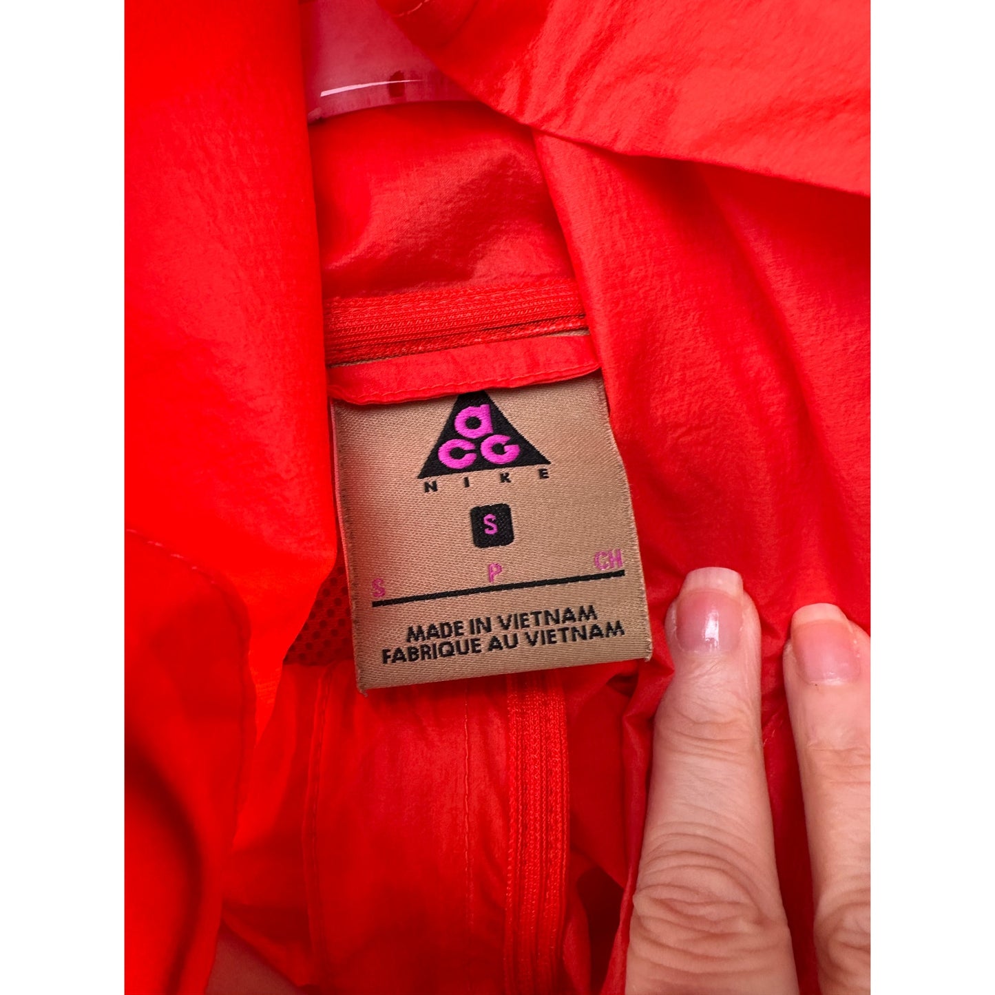 Nike ACG Habanero Red Hooded Windbreaker Jacket Women’s S Zip-Up