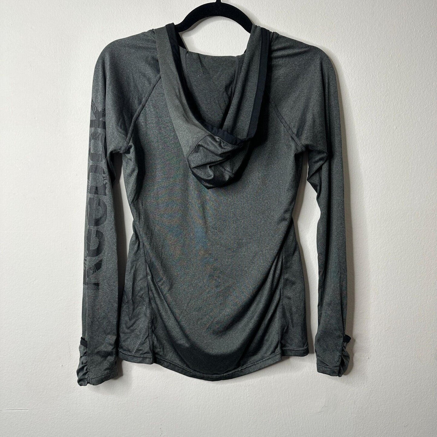Reebok Gray Long Sleeve Light Hooded Pullover Running Shirt Front Pockets XS