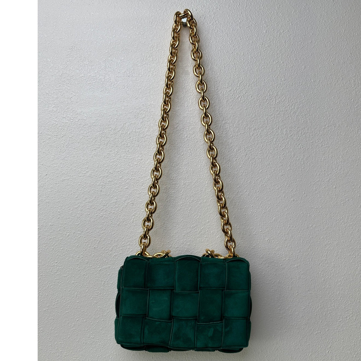Bottega Veneta Padded Chain Cassette Bag – Green with Gold-Tone Chain