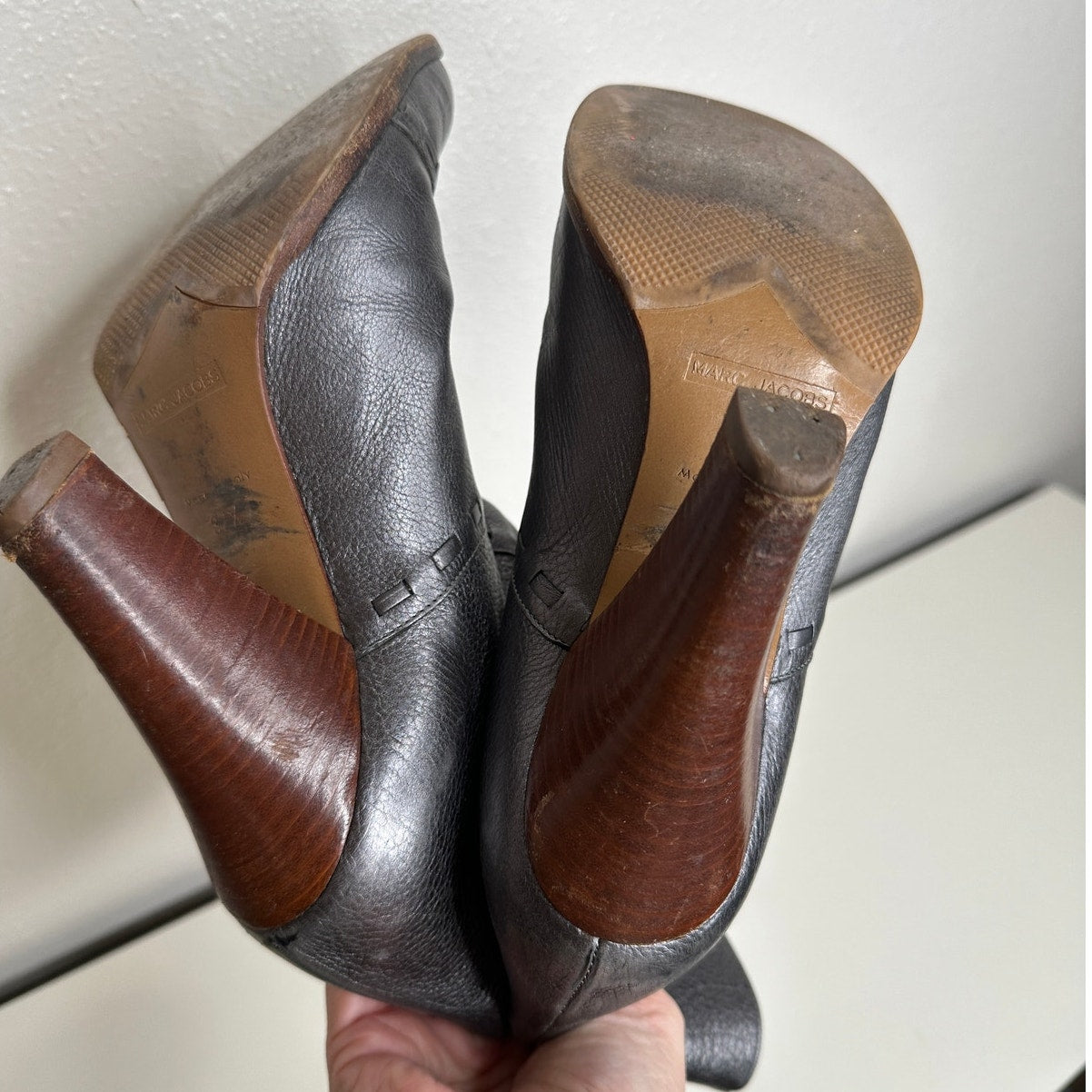 Marc Jacobs Gunmetal Silver Round toe Wooden Heel Ankle Boot 37.5 / 7