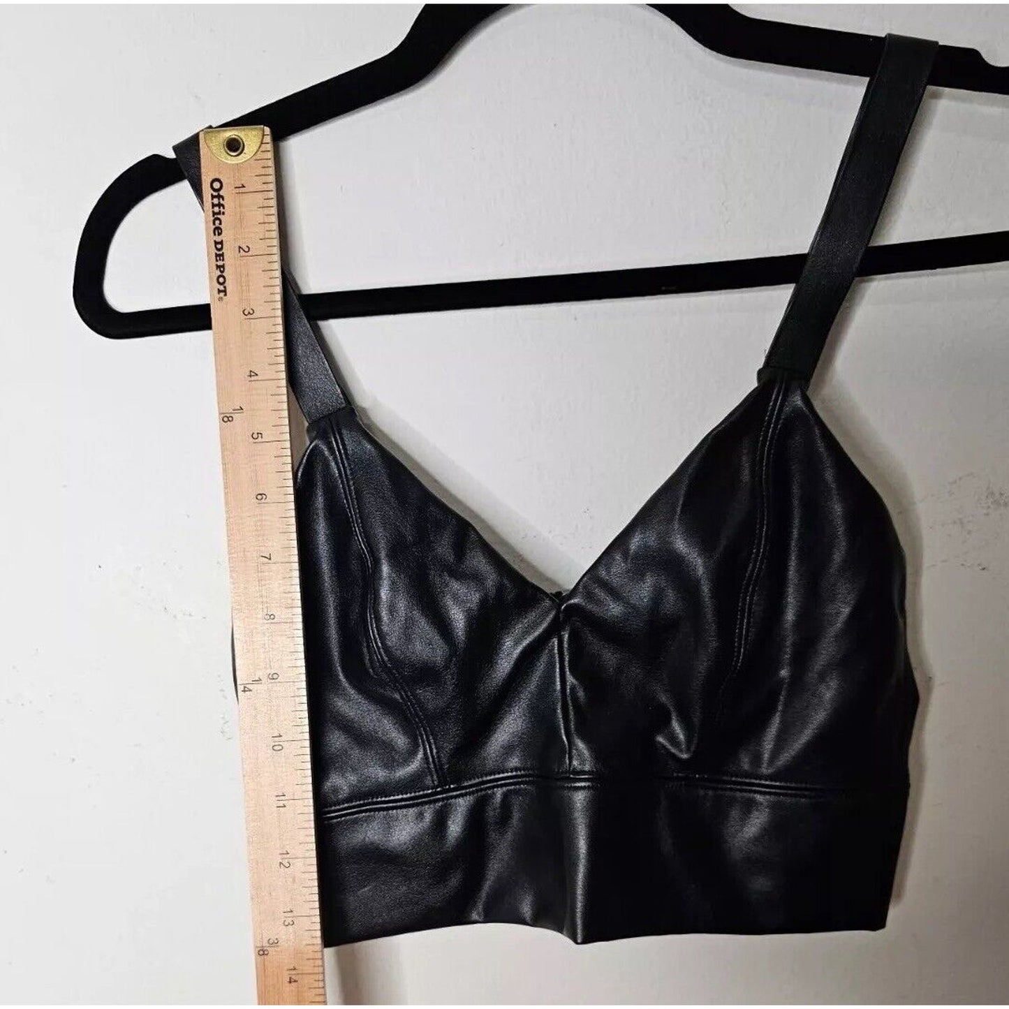 Wolford Sexy Black Emma Vegan Leather V-Neck Back Zip Bralette Crop Top 4