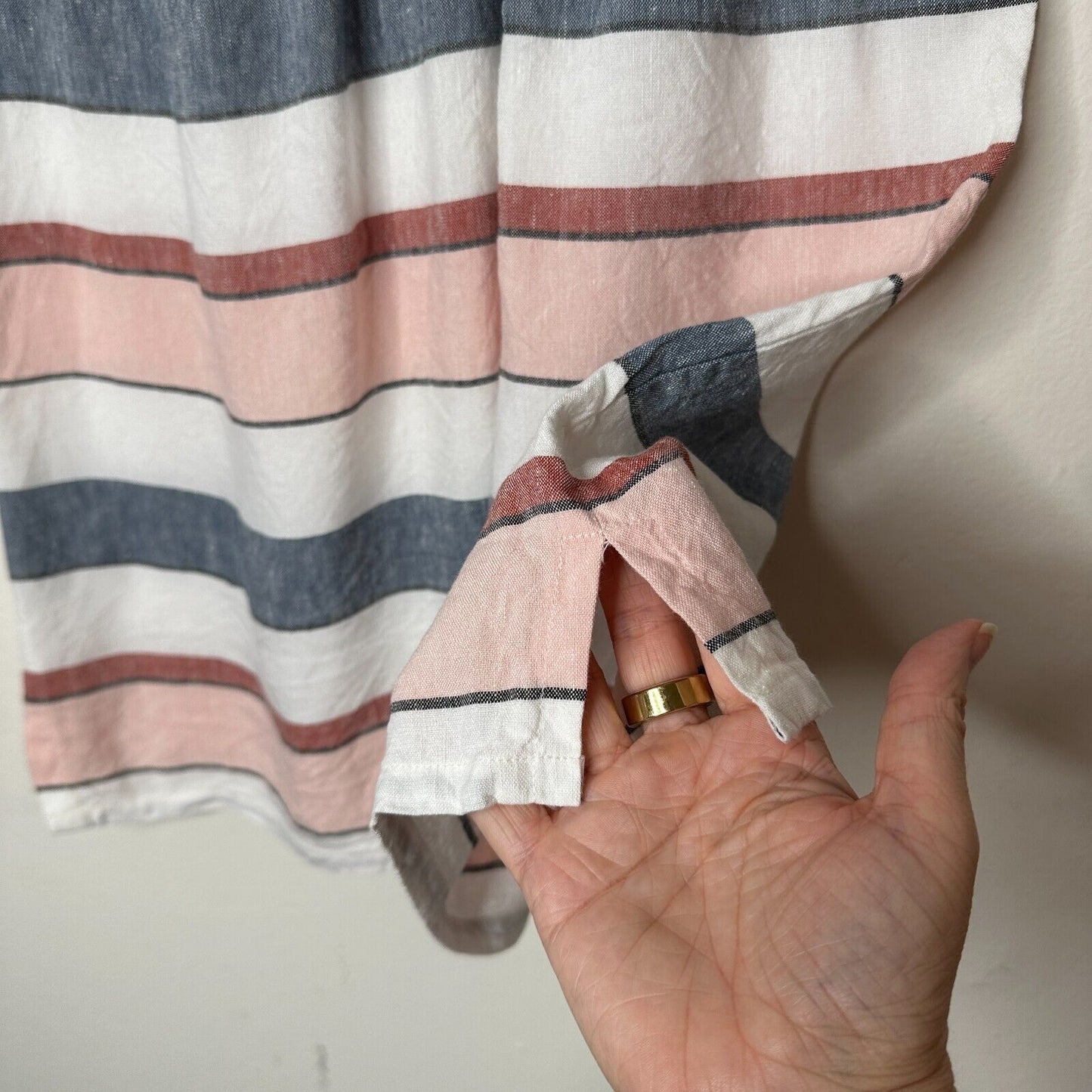 Loft Gray White Pink Stripe Linen Blend Halter Neck Sleeveless Blouse Keyhole SM