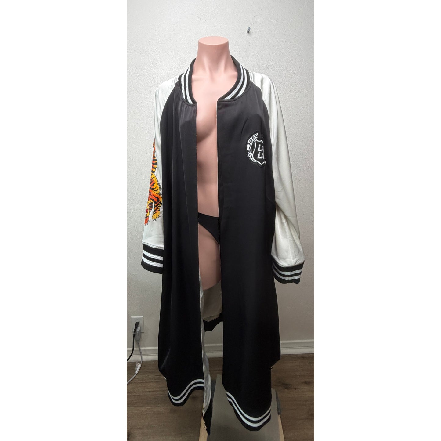 NWT Dressed in Lala Black Kimono Bomber Women's S/M