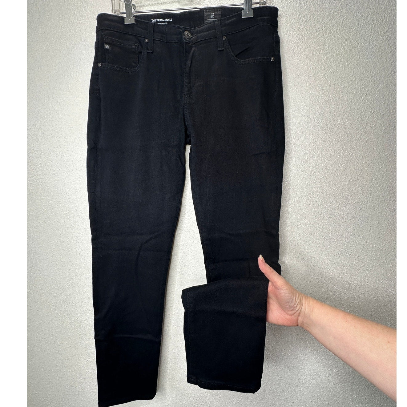 AG Black Prima Ankle Cigarette Ankle Jeans 30R