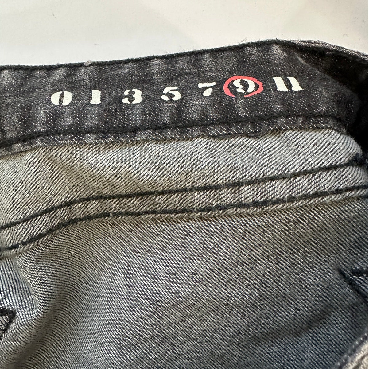 Billabong Gray White Teal Aztec Print Raw Hem Lovin Life Shorts 9