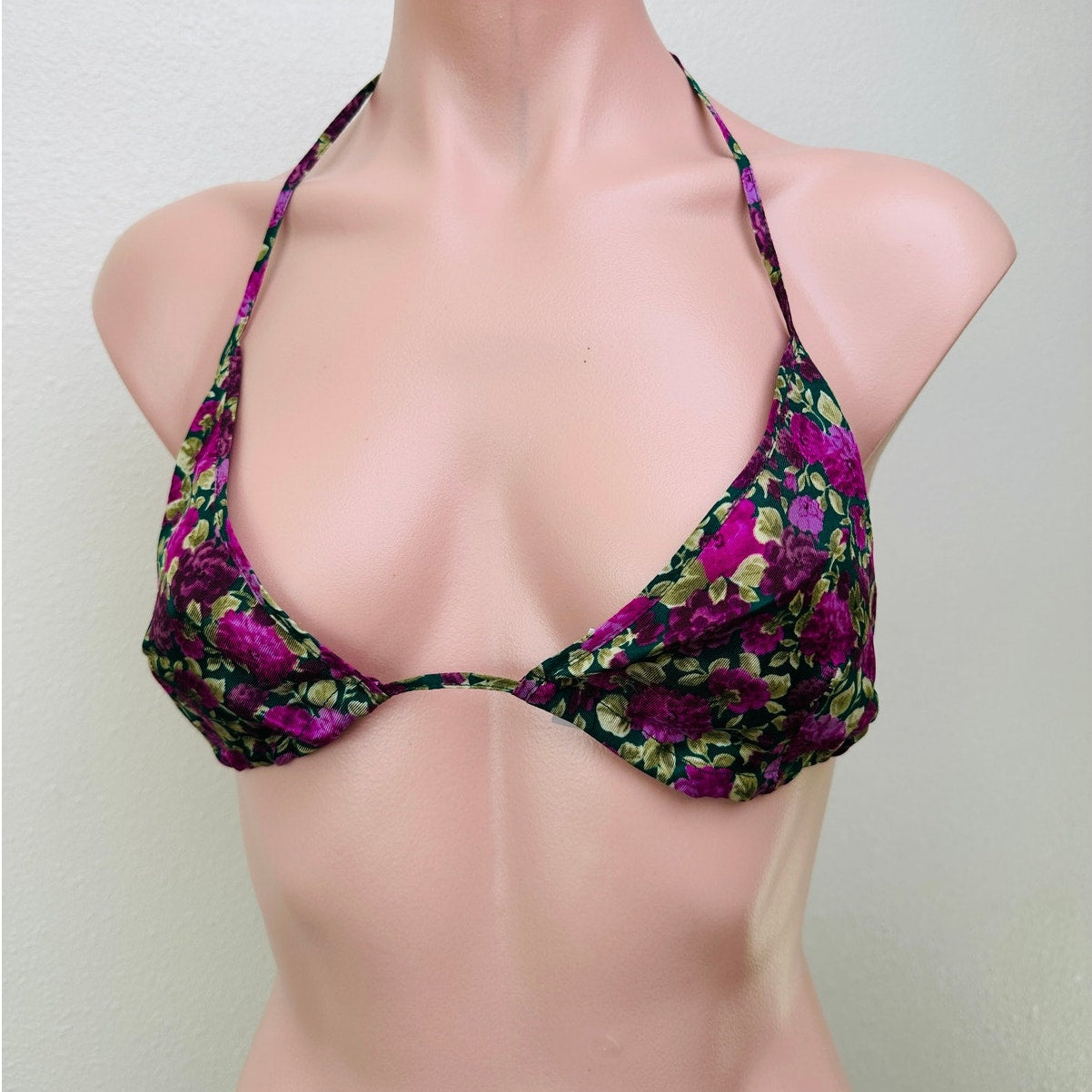 NWOT Gucci Silk Floral Triangle Bikini Top IT 44 / US 8 / M