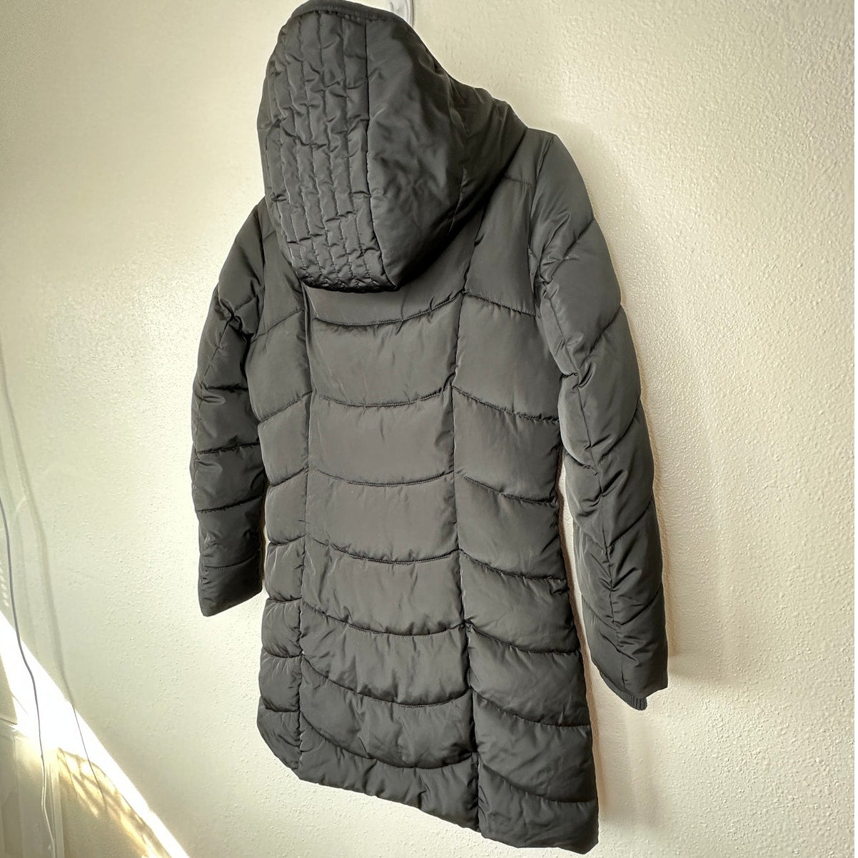 Guess Black Long Line Front Zip Hooded Puffer Jacket S