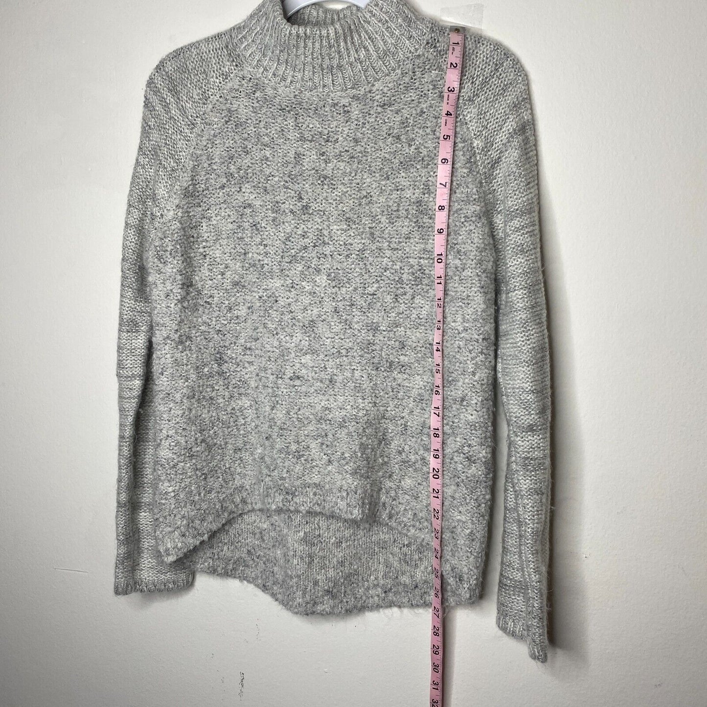 John + Jenn White & Gray Marled High-Low Long Sleeve Mock Turtle Neck Sweater SP