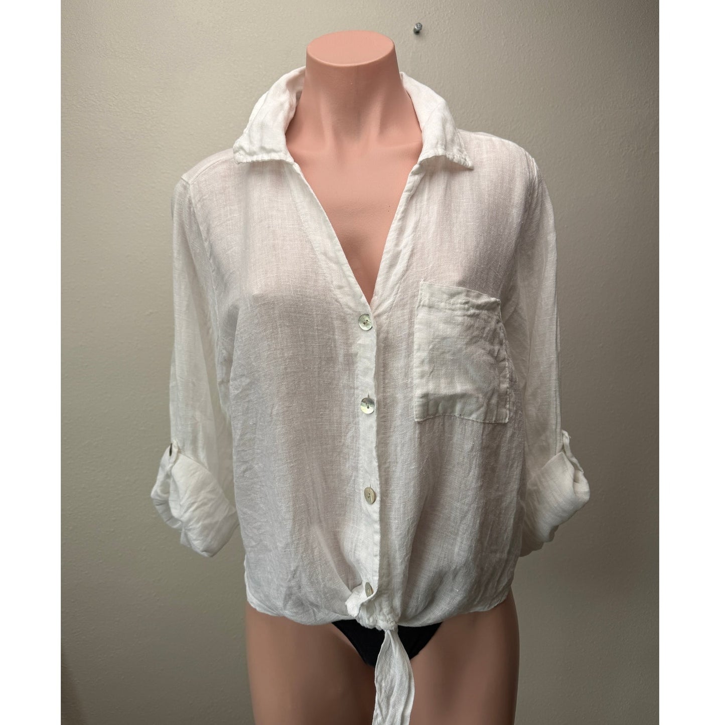 Meo Meli White Linen Button Front Tie Hem Collared Blouse