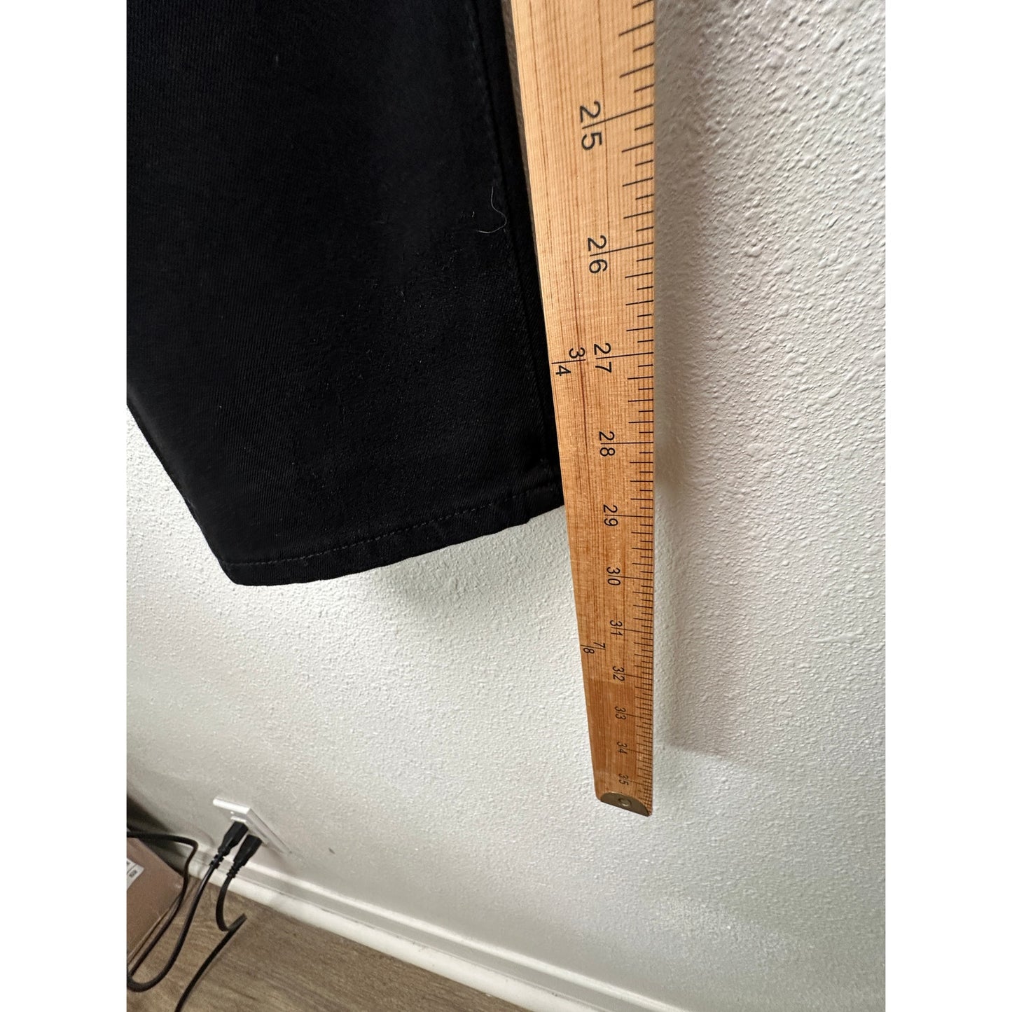 AG Adriano Goldschmied The Prima Crop Black Jeans Women’s 31 Cigarette