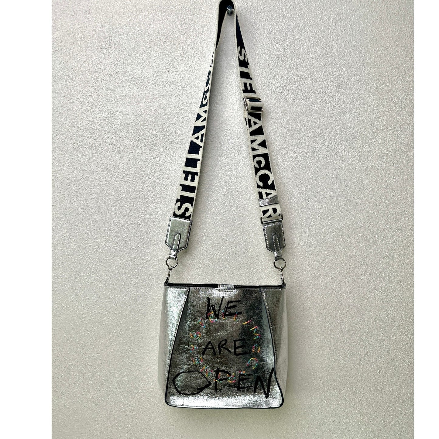 NWT Stella McCartney Stonewall Mini Crossbody Bag – Metallic Silver Faux Leather