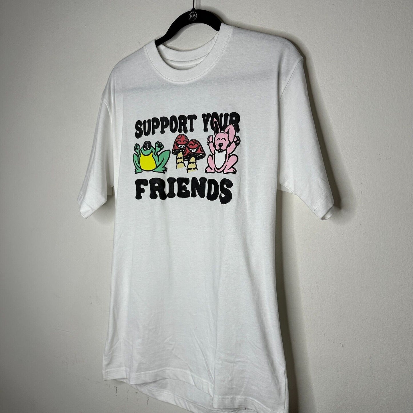 RARE Chinatown Market White Support Your Friends Graphic T-Shirt Medium