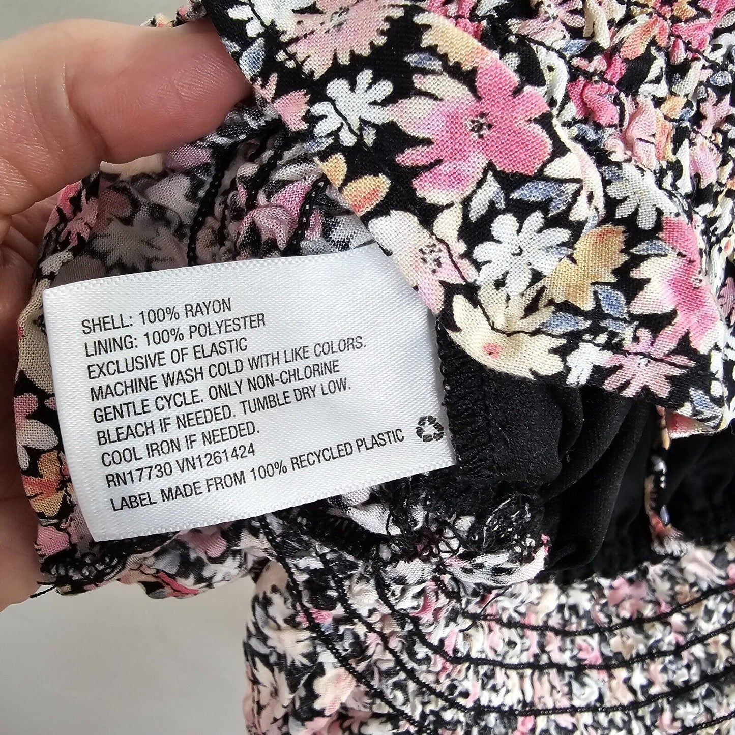 Wild Fable Black Pink Yellow Floral Keyhole Front Ruche Ruffle Crop Top Small