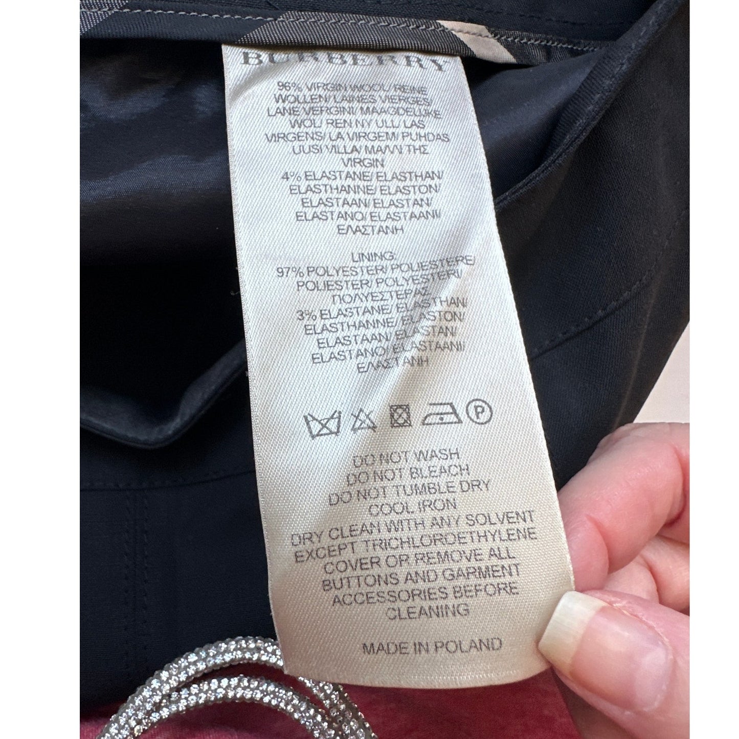 Burberry Black Pleated A-Line Skirt Side Zip Knee Length 23”
