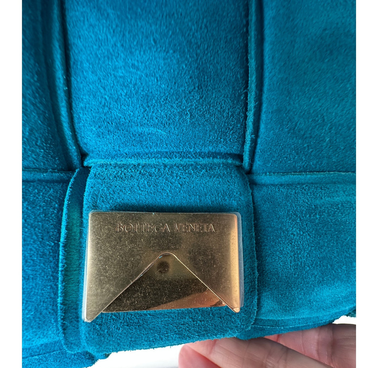NWOT Bottega Veneta Chain Cassette Bag – Turquoise Suede with Gold-Tone Chain
