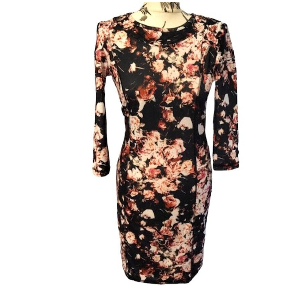 H&M Black Red and White Floral 3/4 Sleeve Mini Dress Quilted At Shoulders Zip S