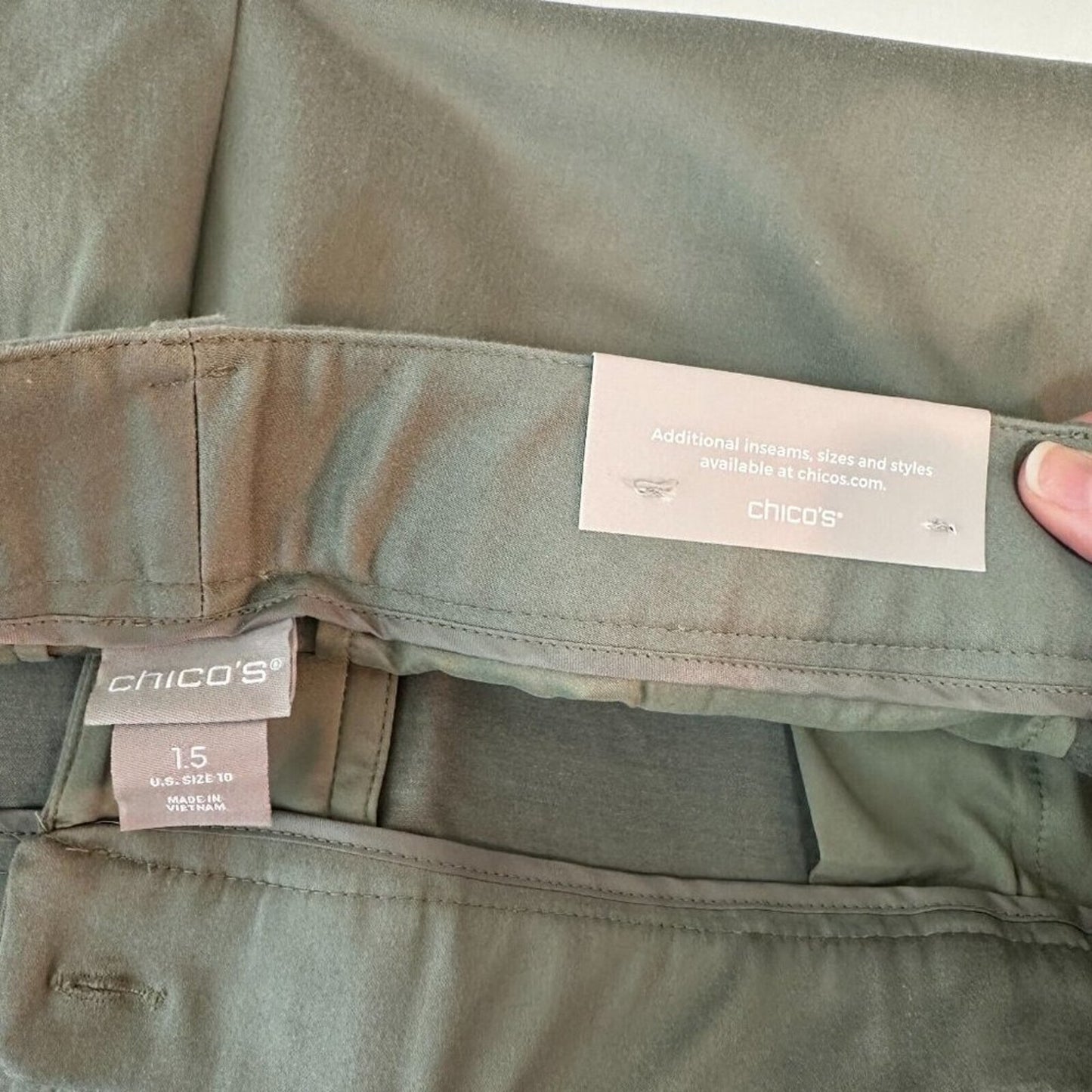 NWT Chico's Secret Stretch Straight Leg Cuffed Crop Pant Vetiver Olive Gray 10