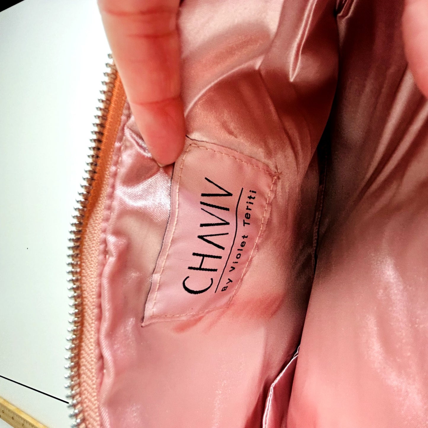 Chaviv by Violet Teriti Chic Metallic Pink Clutch Zip Close Chevron Design Purse