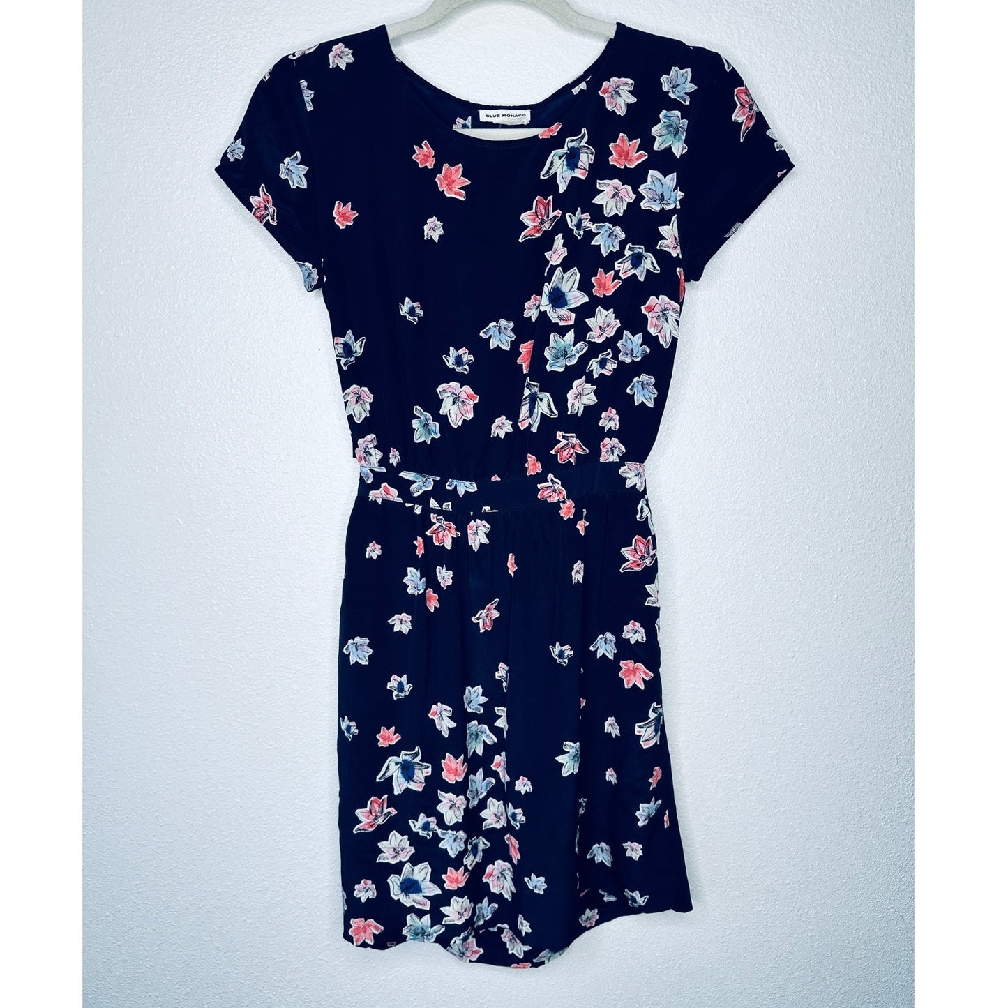 Club Monaco Ruth 100% Silk Navy Floral Open Back Dress pink blue 00