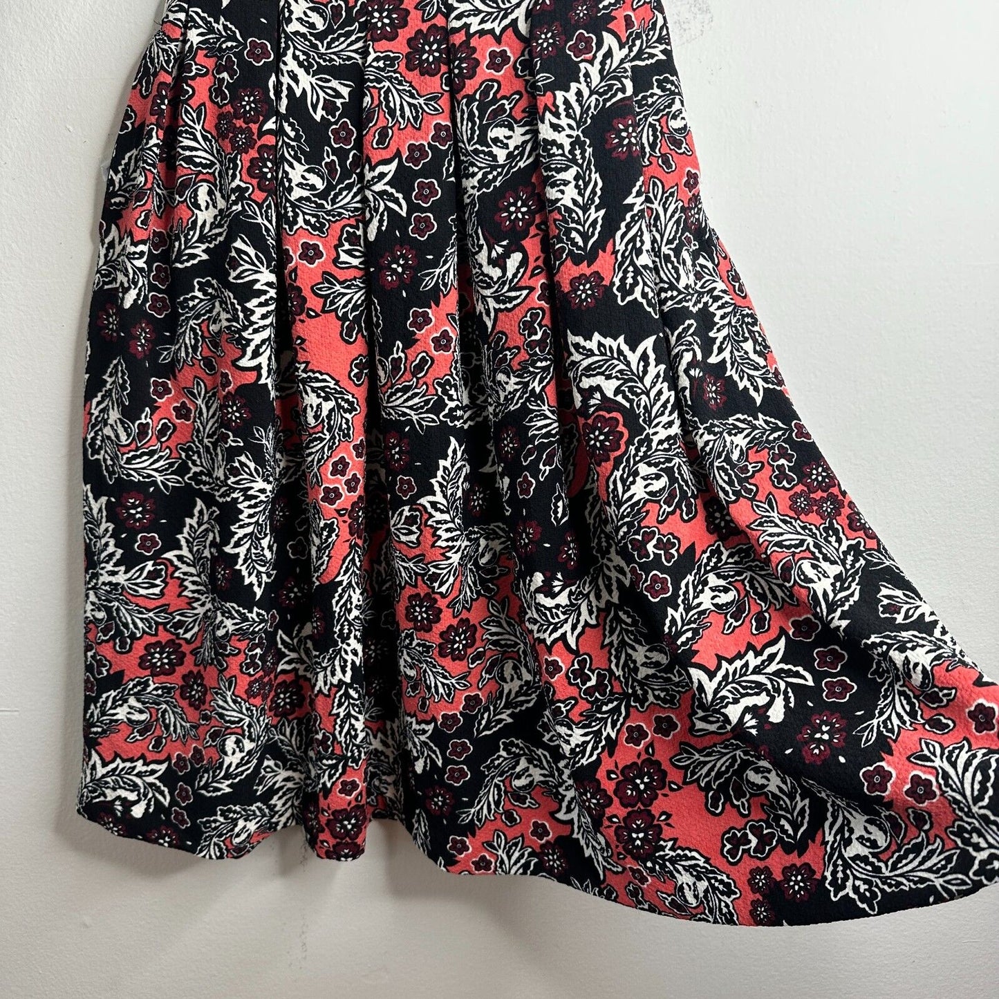 NWT H&M Flare Floral Print Peach Black & White Pleated Midi-Skirt Pockets 2