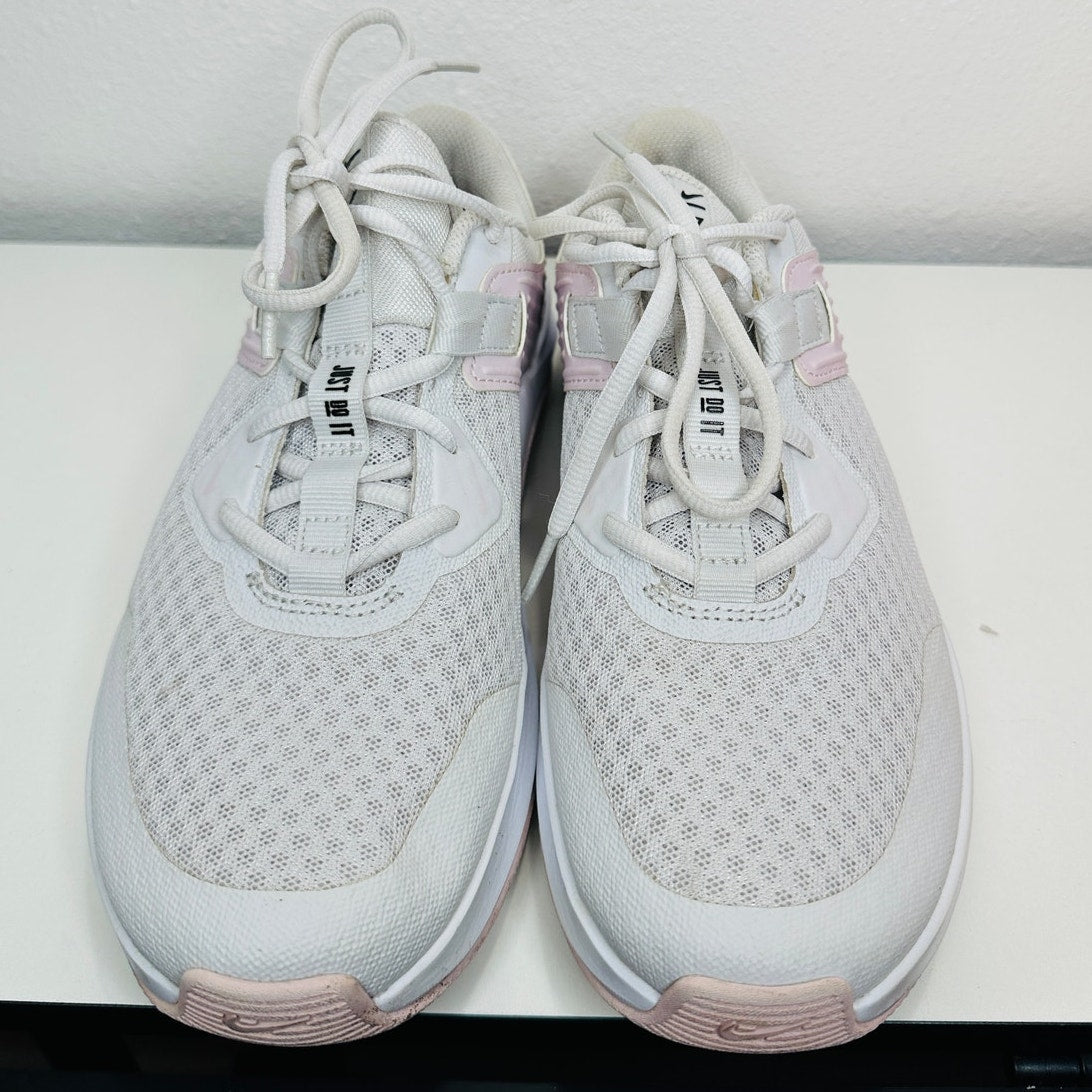 Nike MC Trainer Platinum Metallic Silver & Pink Training Sneakers 8.5