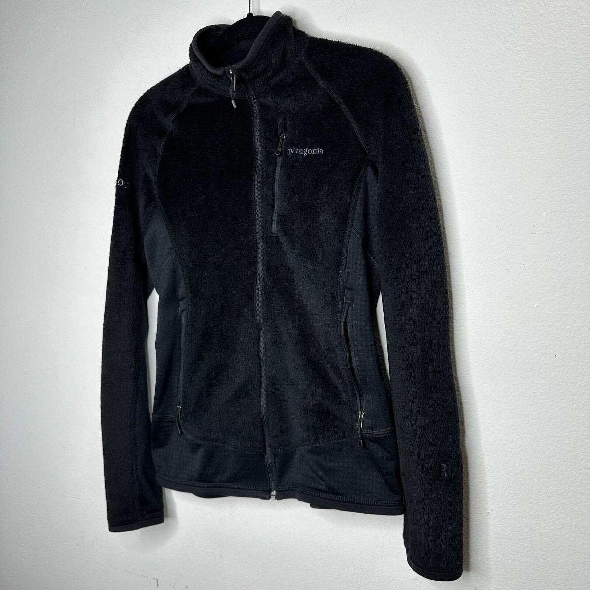 Patagonia Black Fuzzy Long Sleeve Front Full Zip Light Weight Fitted Jacket S