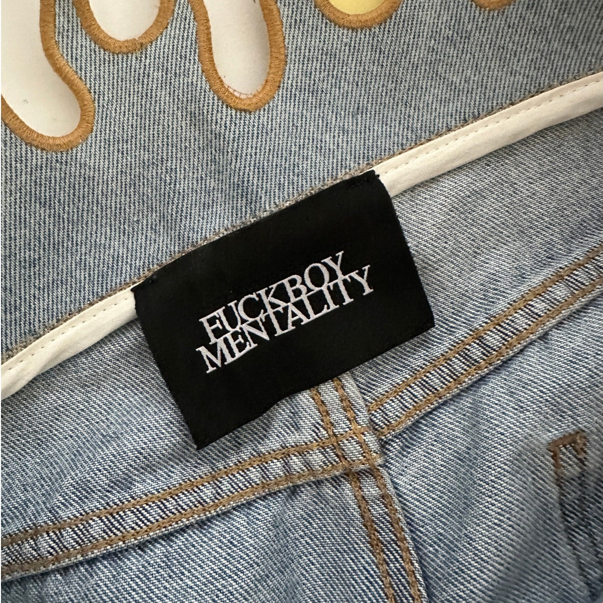 NWOT FUCKBOY MENTALITY Hot Flame Day Jeans Light Wash Gold Mens 36x32