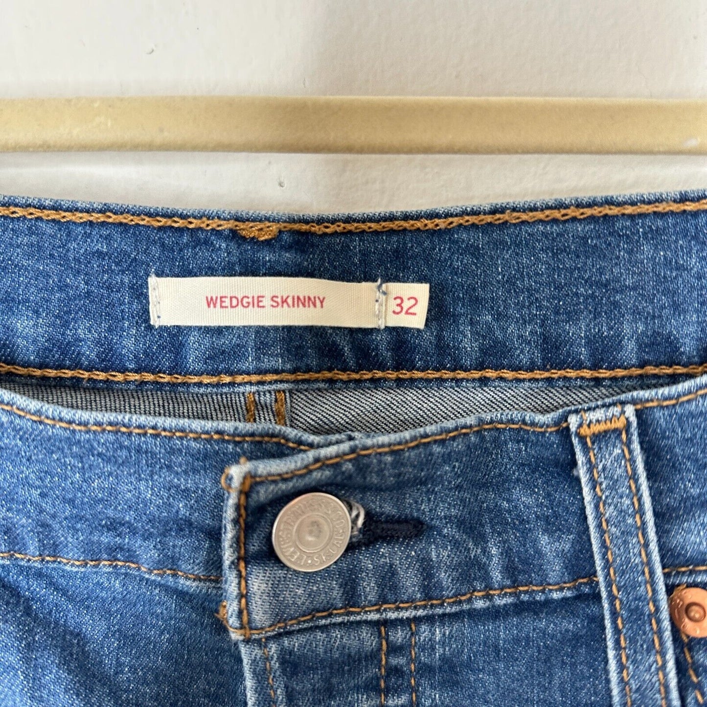 Levi's Medium Blue Wash Wedgie Skinny High Rise Button Fly Jean Size 32