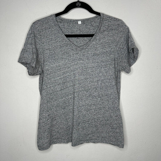 Uniglo Soft Relaxed Heathered Gray V-Neck Short Sleeve Relaxed Tee Medium