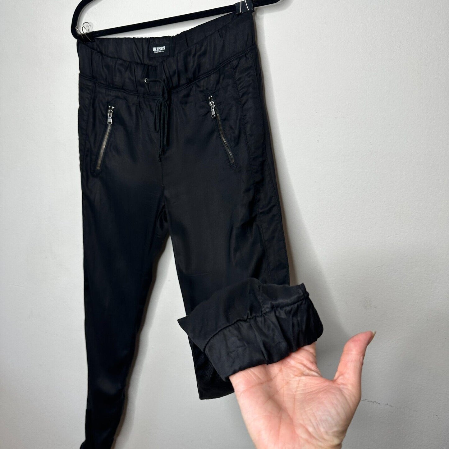 Revolve Hudson Katie Crop Black Sweatpant Jogger Zip Pocket Drawstring Pants 26