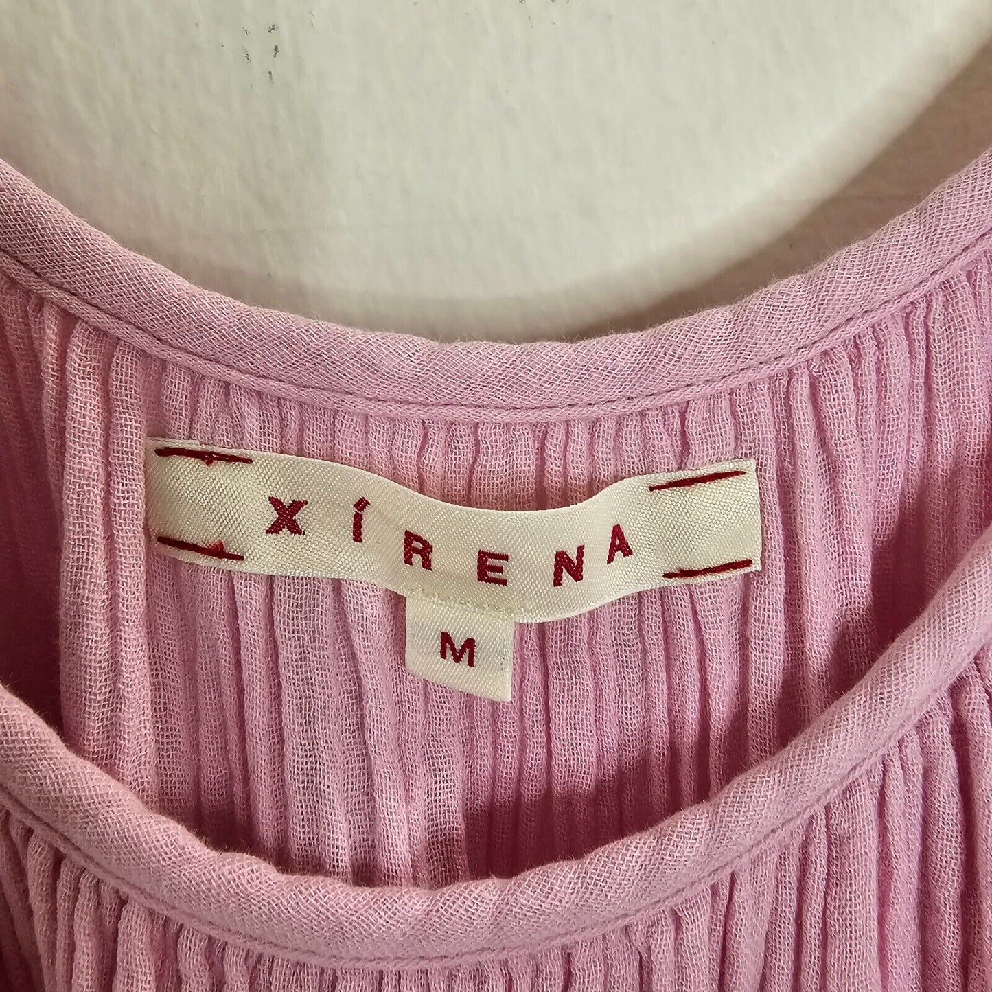 Xirena Pink Ruby Scoop Neck Tiered Ruffle Spaghetti Strap Krinkle Gauze Dress M