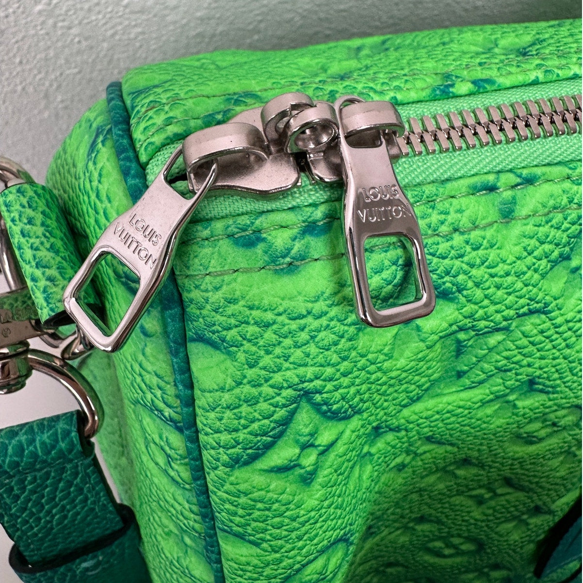 NWOT LV Keepall Bandouliere 50 Taurillon Virgil Abloh 2022