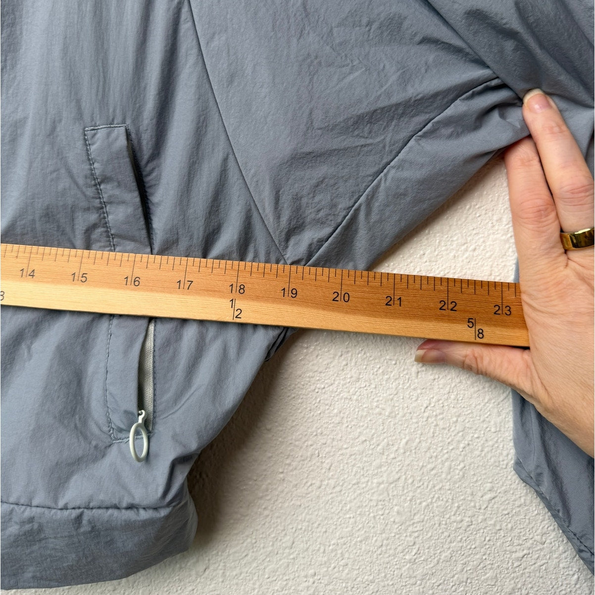 Fabletics Gray Hooded Lightweight Zip Snap Windbreaker Jacket Small