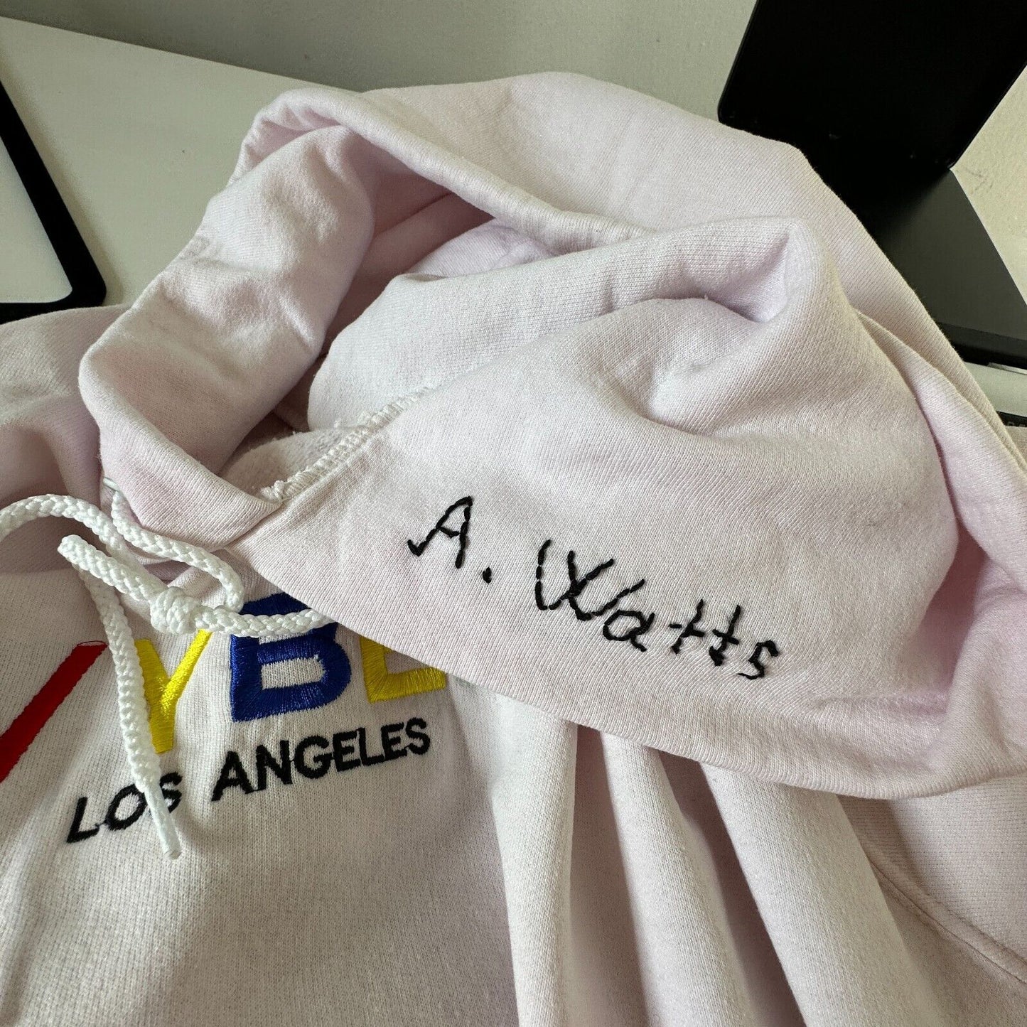 RARE Saint Luis NYC Light Pink Sweatshirt Hoodie VYBES Los Angeles David Bowie M