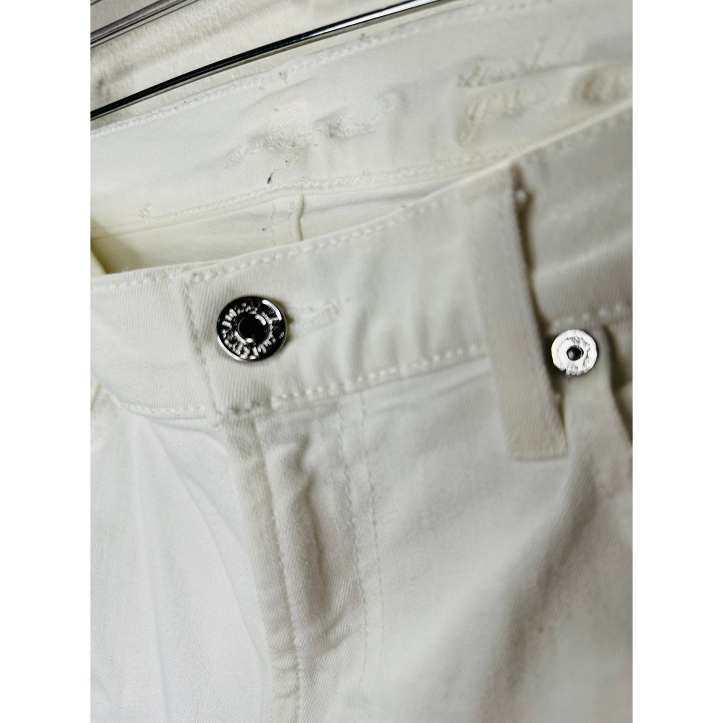 7 For All Mankind White Distressed Raw Hem Gwenevere Jeans 30