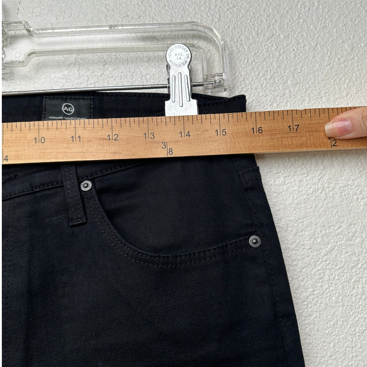 AG The Harper Essential Straight Jeans Black Size 29R