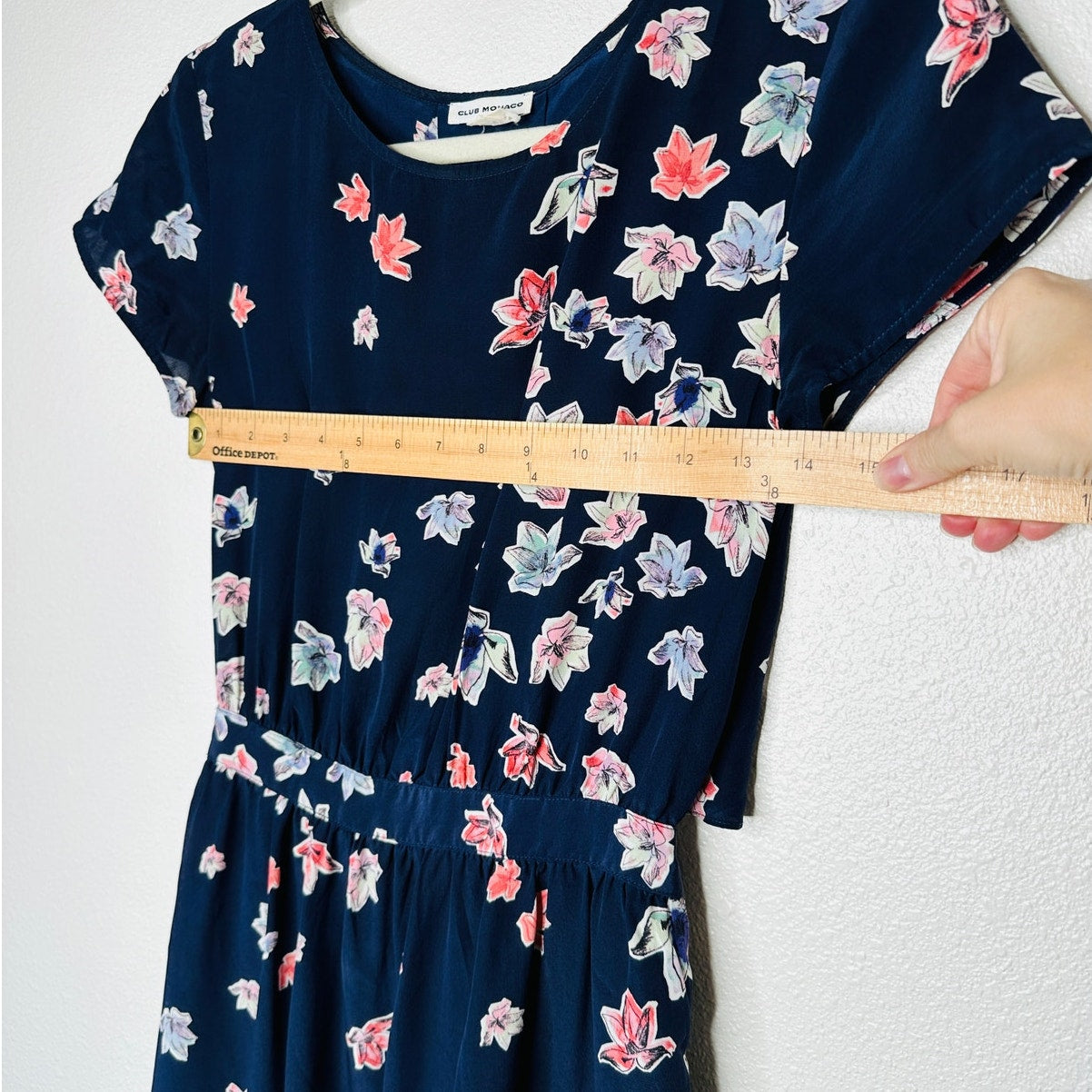 Club Monaco Ruth 100% Silk Navy Floral Open Back Dress pink blue 00