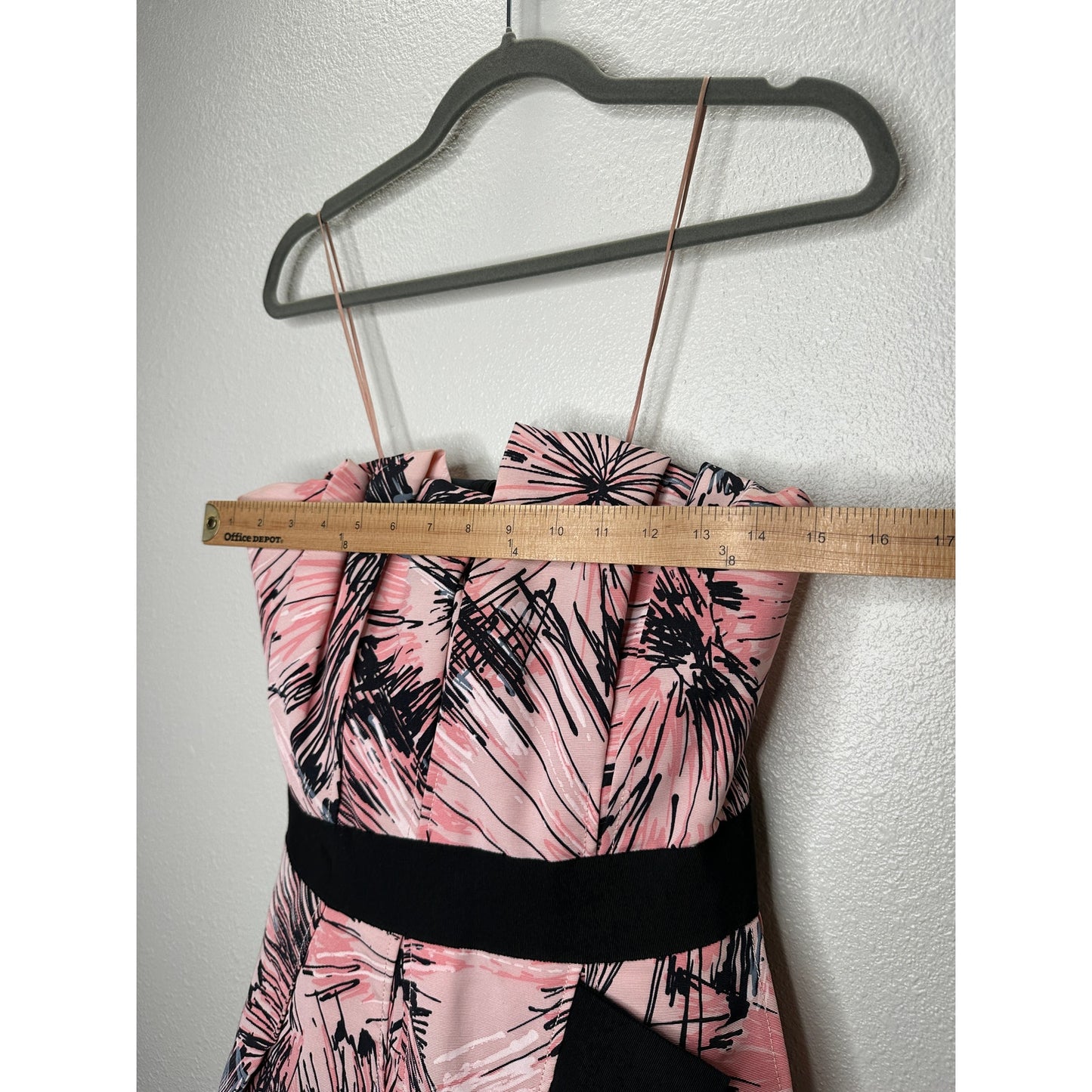 NWT Carolina Herrera Pink Black Splash Parasol Print Faille Strapless Cocktail Dress S