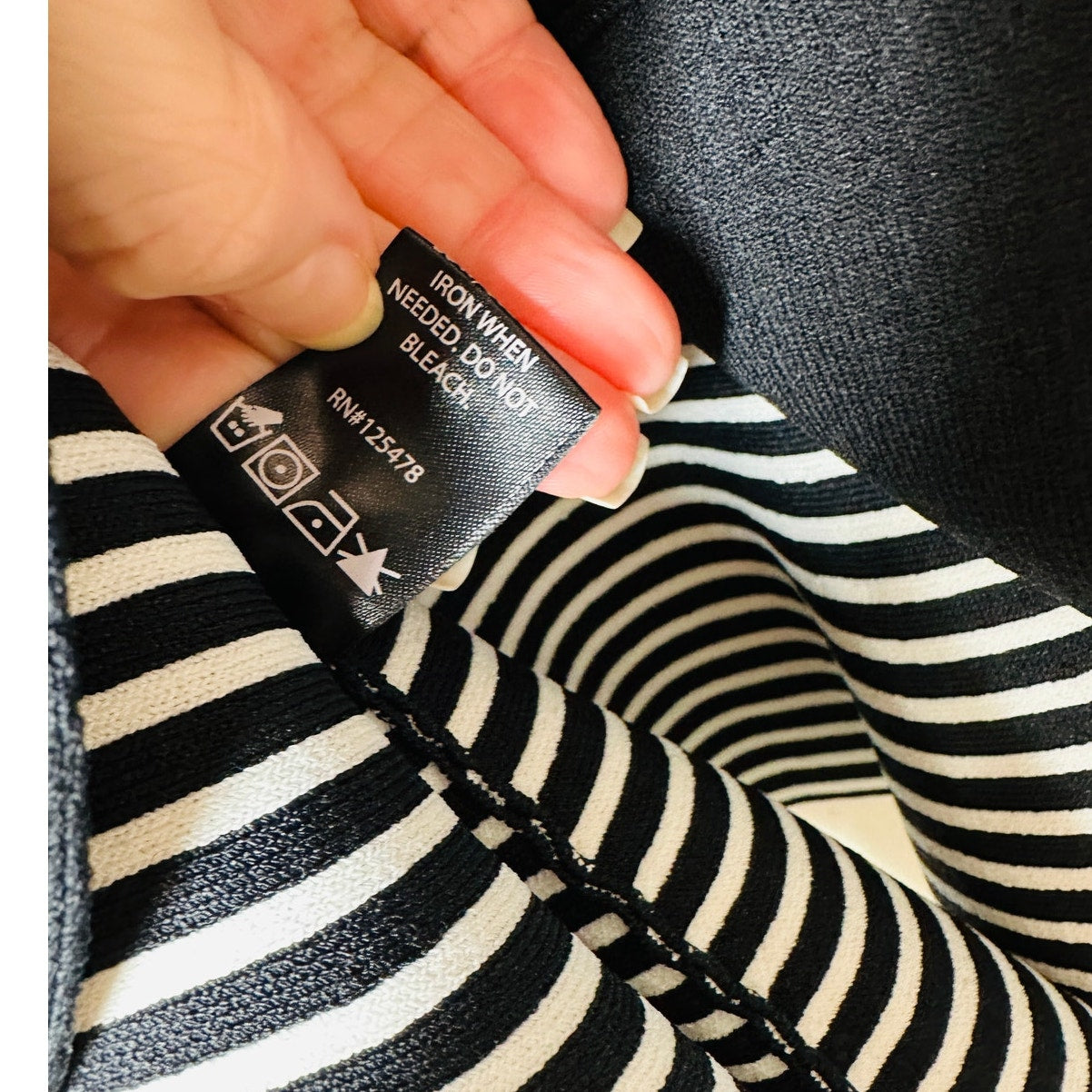 Ohne Titel Black & White Stripe High Rise Bodycon Flare Mini Skirt S