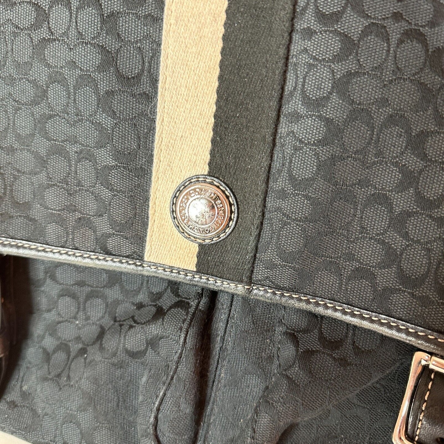 Coach Signature Black & Tan Voyager Messenger Buckled Shoulder Bag Blue Interior