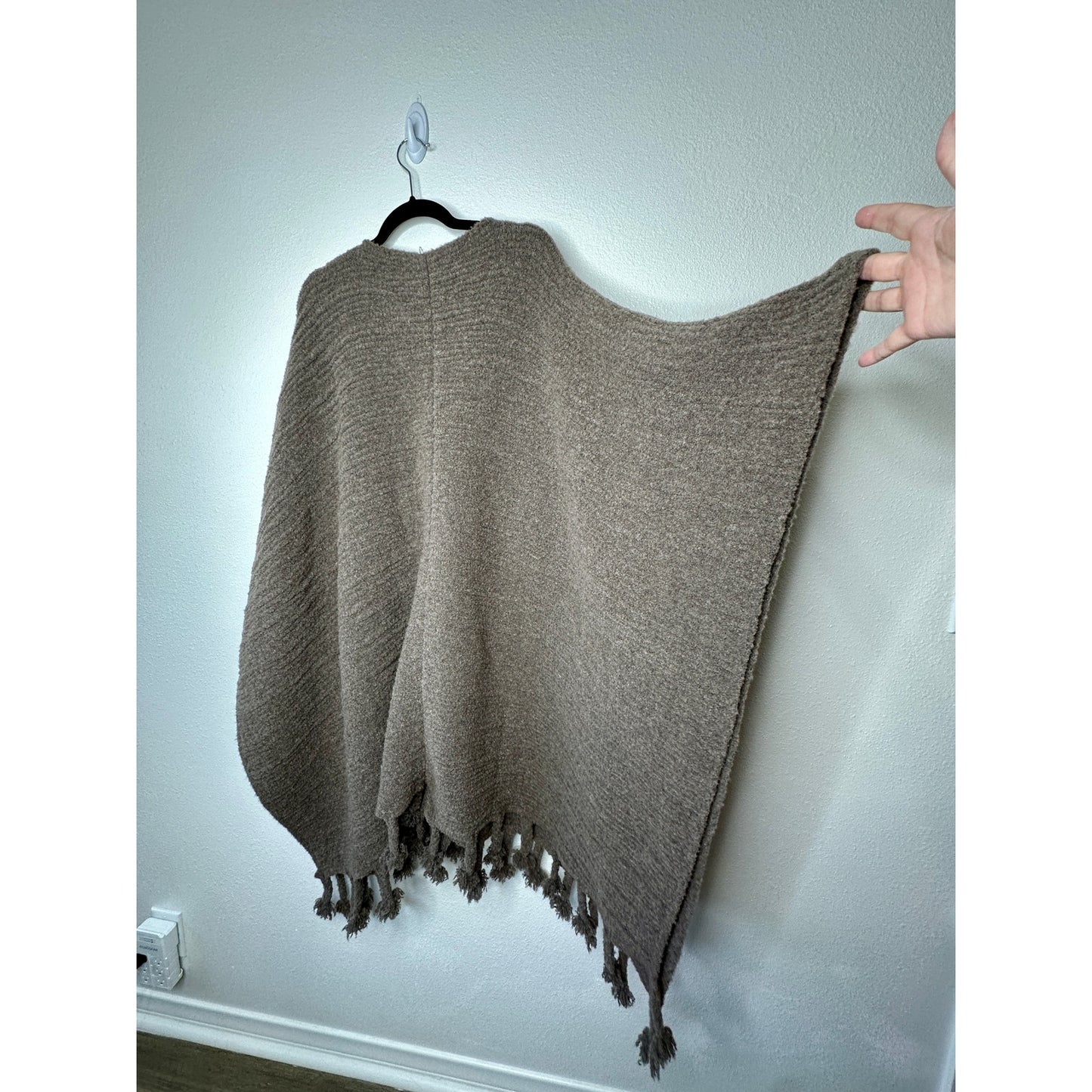 NWT The Row Follain Fringed Poncho in Fawn Melange Wool Cashmere Pullover Sweater