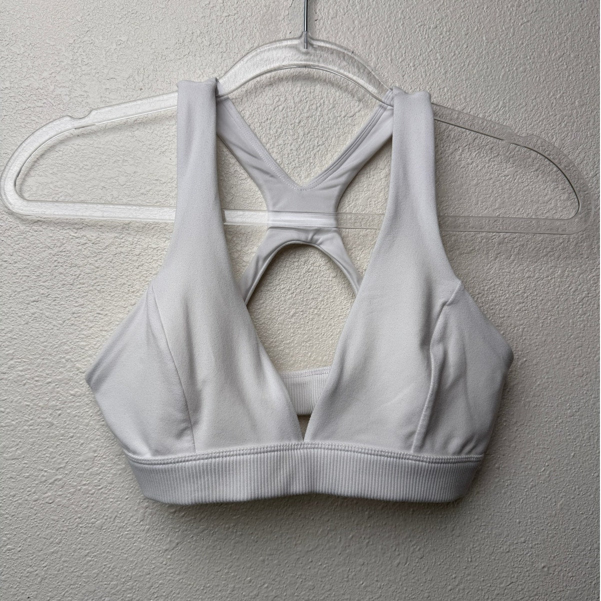 Alo Yoga White Deep V Racerback Sports Bra Alosoft XS