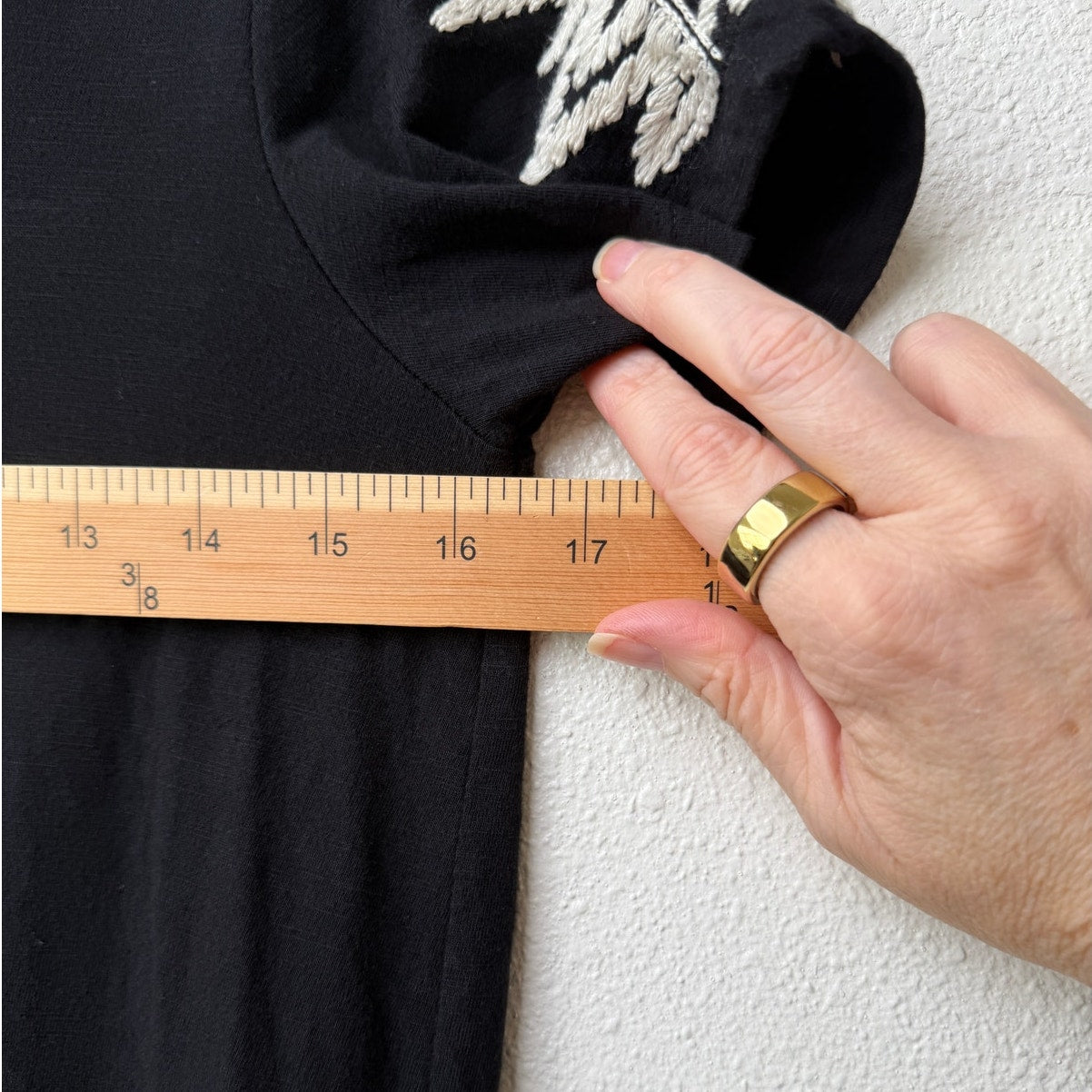 Pepin Black Short Sleeve Shirt with Embroidered Shoulders – XS