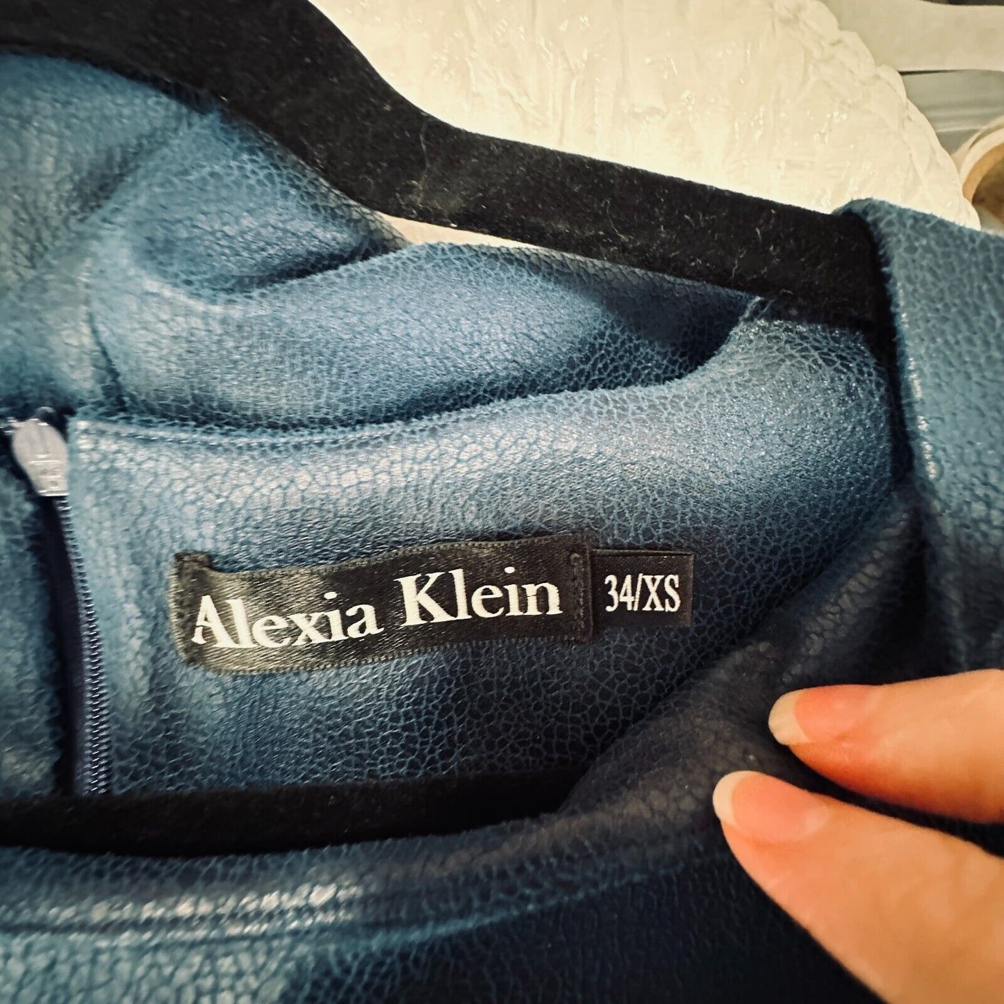 Alexia Klein Blue and Black Print Leather 3/4 Sleeve Round Neck Fitted Dress XS