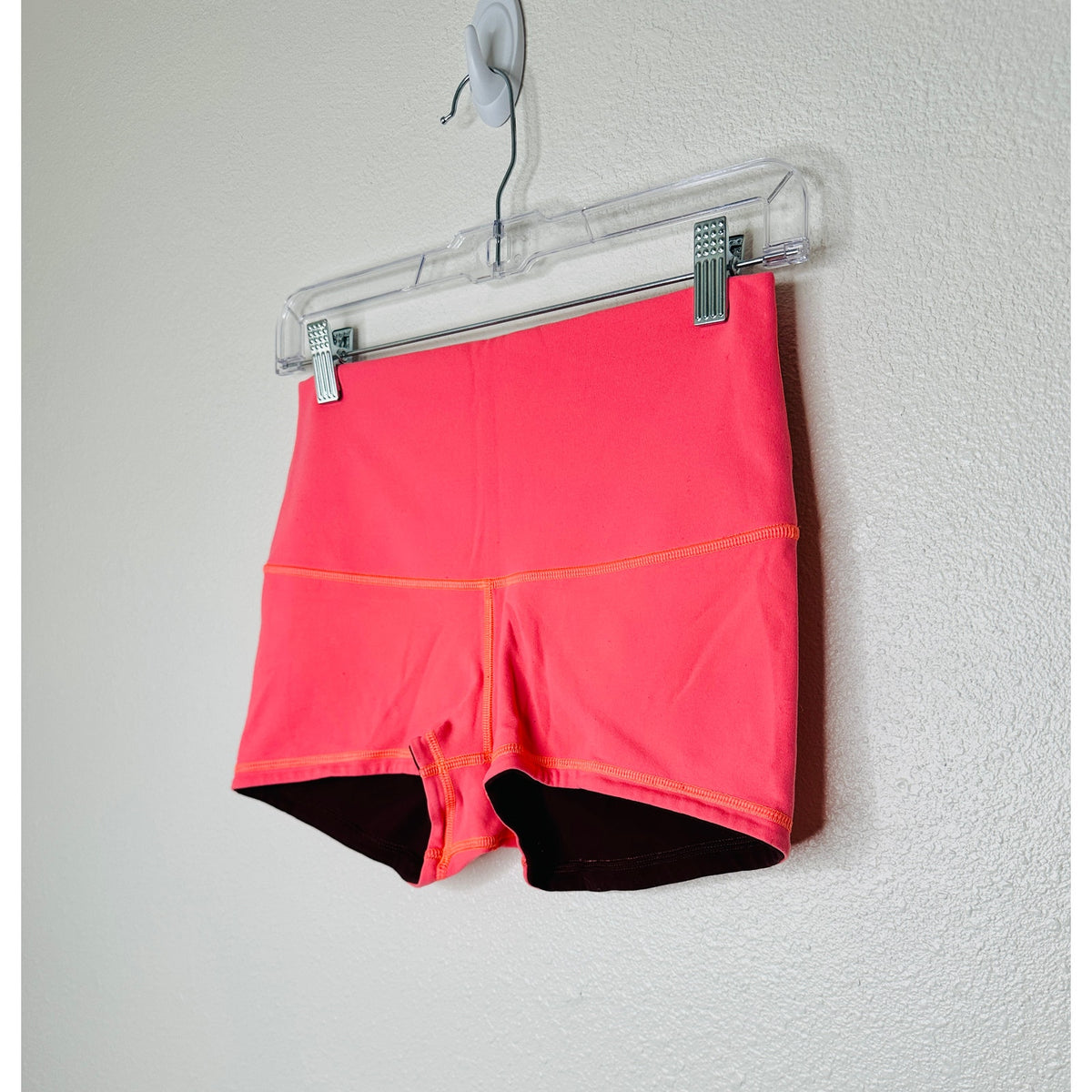 Lululemon Peach Bordeaux Reversible Sweat Wicking Boogie Short Shorts 2
