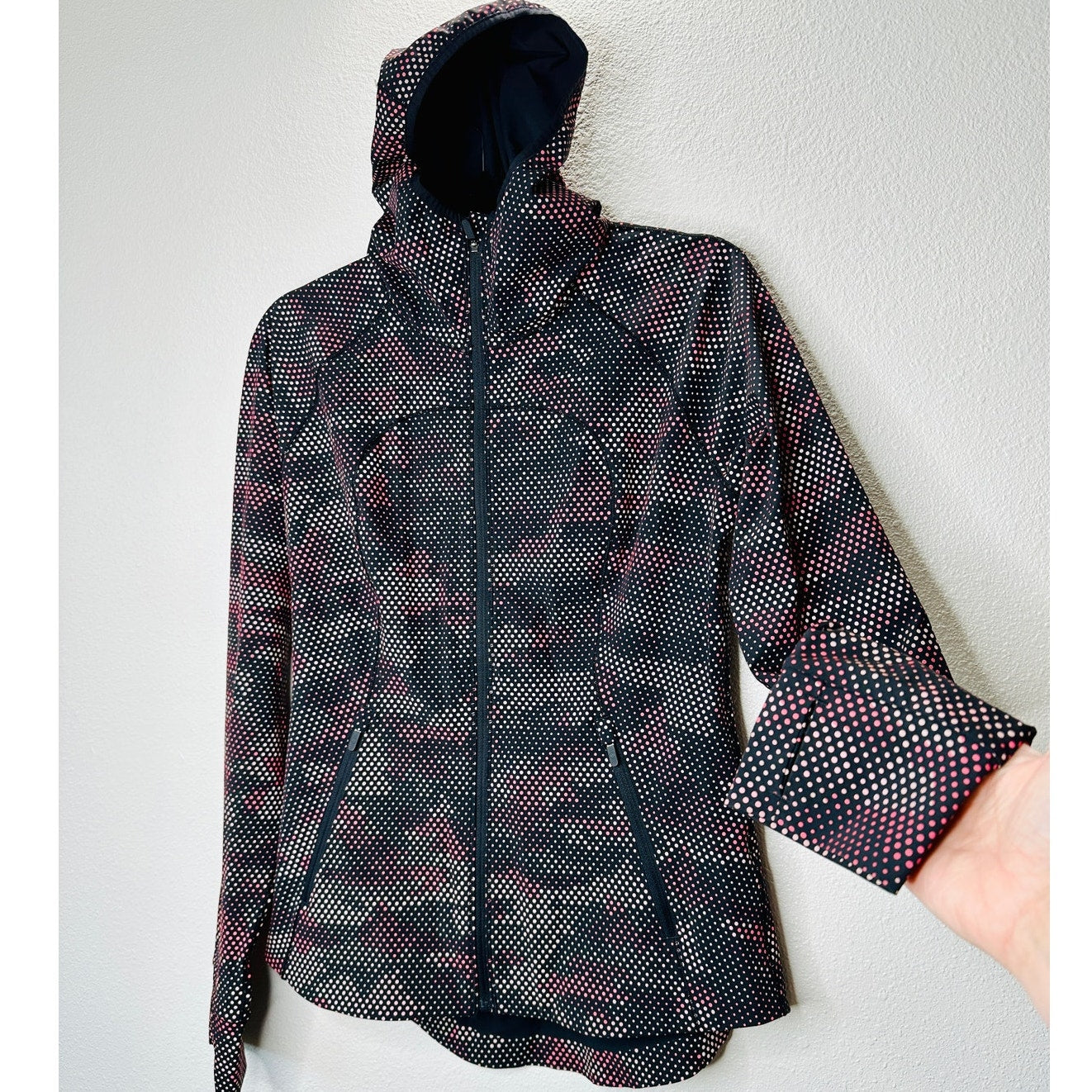 Lululemon Black Red Cream Polka Dot Camo Hooded Zip Front Jacket 6